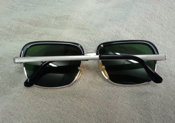 แว่นตาวินเทจกะไหล่ทองขาว MAJESTY/USA บิ๊กไซซ์!