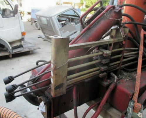 ขายเครนพับเฮี๊ยบ สามตัน 68,000฿