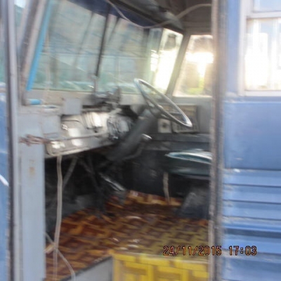 รถโรงเรียนไม่มีเล่มทะเบียน เครื่องเบนซิน 6 สูบ ราคา 220,000 บาท ต่อรองได่ครับ รถโรงเรียนไม่มีเล่มทะเบียน เครื่องเบนซิน 6 สูบ ราคา 220,000 บาท ต่อรองได่ครับ