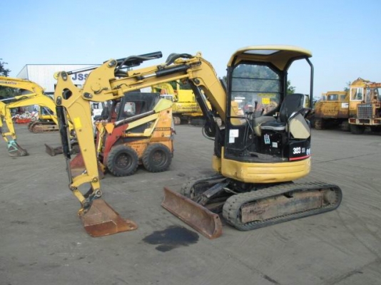ขายรถขุดเก่านอกแท้ CATERPILLAR รุ่น : 303SR  มีเอกสารอินวอย