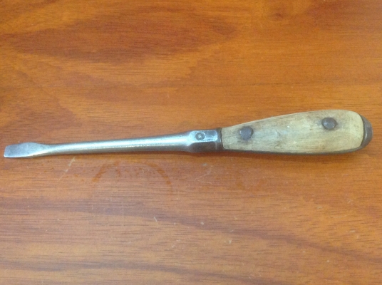 ขายไขควงโบราณด้ามไม้ Antique U.S.A.ขนาด 9" ปาก 3 หุน