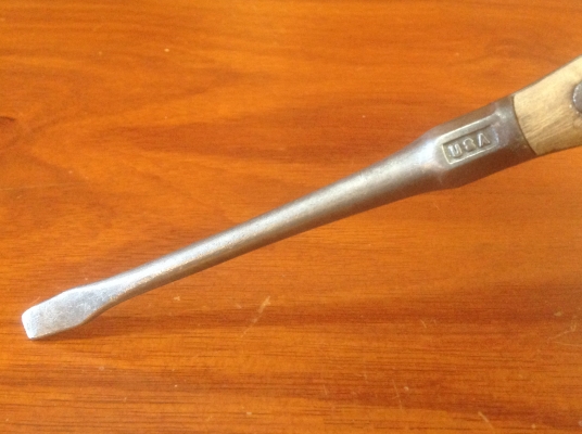 ขายไขควงโบราณด้ามไม้ Antique U.S.A.ขนาด 9" ปาก 3 หุน