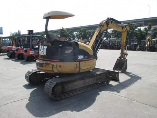 ขายรถขุด CATERPILLAR รุ่น 304  ปี2004 เก่านอกแท้ มีเอกสารใบอินวอย รถไม่เคยใช้งานในไทย มีรายหัวกระแทก สนใจโทร : 099-907-9273