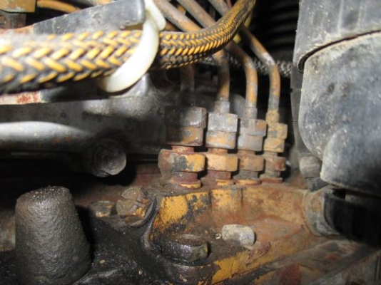 ขายรถขุดเก่านอก แท้ๆCATERPILLAR รุ่น : 304CR ซีเรียล. : *CAT00304LBTN01144*