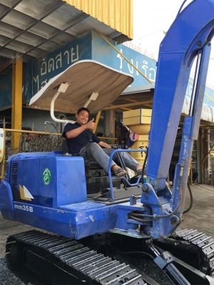 ขายรถขุด  Mitsubichi  mm35b  เก่านอก พร้อมเอกสาร อินวอย