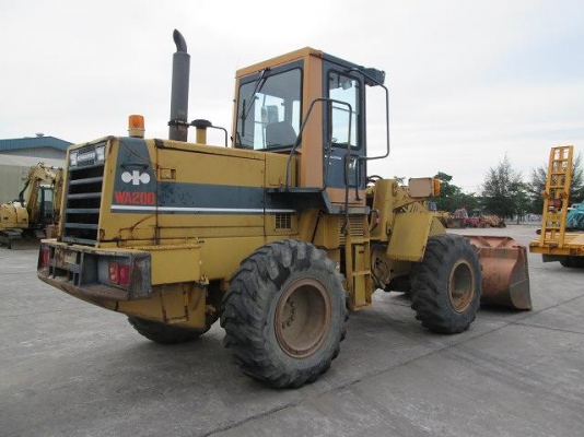 ขายรถตัก KOMATSU WA200-1 ซีเรียล: W008-20384 ปี 1988 มือสองนำเข้า จากญี่ปุ่น ขายรถตัก KOMATSU WA200-1 ซีเรียล: W008-20384 ปี 1988 มือสองนำเข้า จากญี่ปุ่น