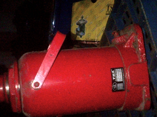 ขายแม่แรง 20 ตัน ราคา 2500บาท โทร  0906208746  0920976322