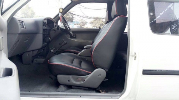 TOYOTA  MIGHTY CAB ชื่อเดียวมือเดียว สีขาว รถสภาพใช้งานดีมากคะ บอกเลย