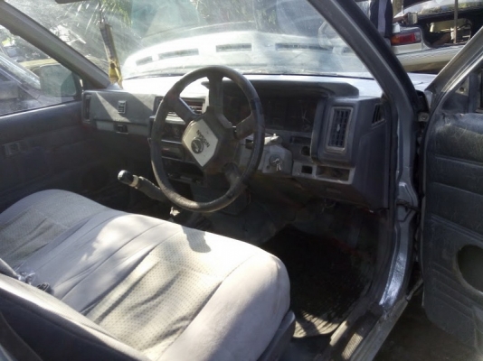 BIG-M รถเดิมๆ พร้อมใช้งานได้เลย 49,000 BIG-M รถเดิมๆ พร้อมใช้งานได้เลย 49,000