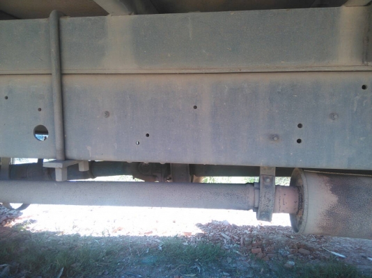 หกล้อ ฮีโน่ FD3H195 เครน 2.5 ท้องวี ช่วงยาว 6.20ม สภาพดีสวยเดิมพร้อมใช้ ทะเบียนพร้อมโอน