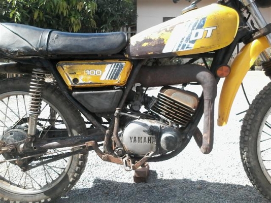 ขาย DT100 มีเล่มไม่โอนภาษีขาดเกินรถเดิมแห้งๆเครื่องดีคันเกียร์คันสตาร์ทไม่เชื่อมเหมาะกับนักปั้น ขาย 8900 ขาย DT100 มีเล่มไม่โอนภาษีขาดเกินรถเดิมแห้งๆเครื่องดีคันเกียร์คันสตาร์ทไม่เชื่อมเหมาะกับนักปั้น ขาย 8900