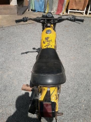 ขาย DT100 มีเล่มไม่โอนภาษีขาดเกินรถเดิมแห้งๆเครื่องดีคันเกียร์คันสตาร์ทไม่เชื่อมเหมาะกับนักปั้น ขาย 8900 ขาย DT100 มีเล่มไม่โอนภาษีขาดเกินรถเดิมแห้งๆเครื่องดีคันเกียร์คันสตาร์ทไม่เชื่อมเหมาะกับนักปั้น ขาย 8900