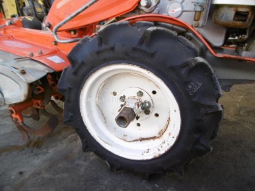 รถพรวนดินเดินตาม KUBOTA T702-59857 รหัสสินค้า : 80803297 Line ID: nihonmono หรือเพิ่มเติมไดที่ www.nihonmono.com รถพรวนดินเดินตาม KUBOTA T702-59857 รหัสสินค้า : 80803297 Line ID: nihonmono หรือเพิ่มเติมไดที่ www.nihonmono.com