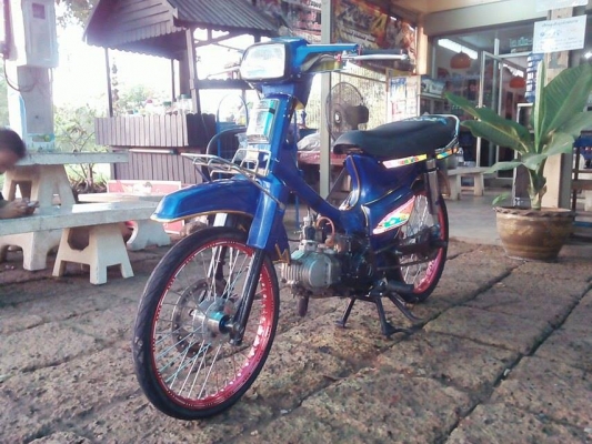 ขาย ดรีมคุรุเครื่องเวฟ125 (ไม่ ท.บ) รถพร้อมใช้งาน ค่าตัว 9500 บาท สนใจโทร.089-8054390 โอ๋ อยู่จังหวัด ลพบุรี