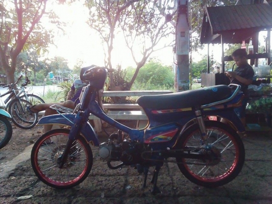 ขาย ดรีมคุรุเครื่องเวฟ125 (ไม่ ท.บ) รถพร้อมใช้งาน ค่าตัว 9500 บาท สนใจโทร.089-8054390 โอ๋ อยู่จังหวัด ลพบุรี