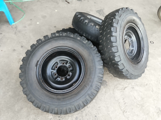 กระทะล้อตีขอบของ ln 65 แท้ขอบ 15  พร้อมยางในและยางนอก ราคา ไม่แพง