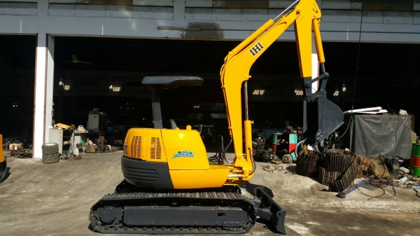 ขาย รถขุด IHI รุ่น 40JX มือสองญี่ปุ่น แทร็กเหล็ก สลักแน่น  คอนโทรลน้ำมัน แรงดี ทำงานไว ท้ายกลม คล่องตัว มือถือ/LINE ID : 0818753444