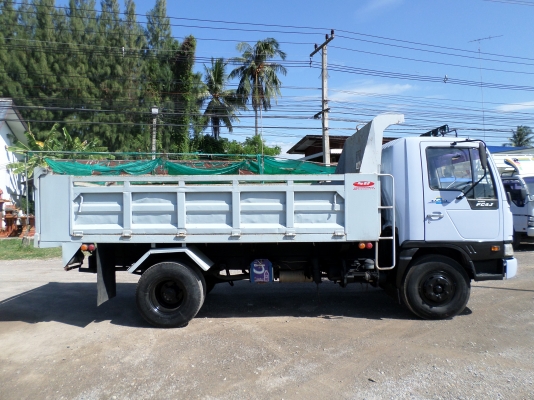 ขาย 6 ล้อดัมพ์ ฮีโน่  FC4J  140 แรง ยาว 4 ม.  สภาพสวยเดิมเครื่องดี พร้อมใช้งาน ชมก่อนได้ครับ สนใจติดต่อ 081-9425443   081-5715326