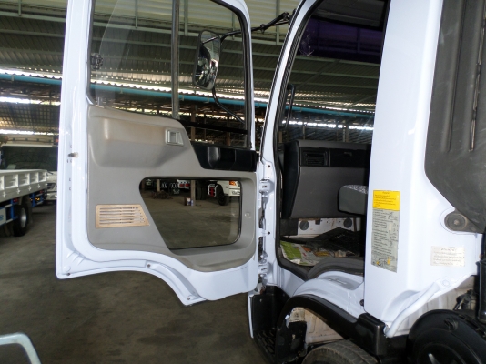 ขาย 6 ล้อดัมพ์ ฮีโน่  FC4J  140 แรง ยาว 4 ม.  สภาพสวยเดิมเครื่องดี พร้อมใช้งาน ชมก่อนได้ครับ สนใจติดต่อ 081-9425443   081-5715326