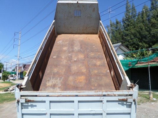 ขาย 6 ล้อดัมพ์ ฮีโน่  FC4J  140 แรง ยาว 4 ม.  สภาพสวยเดิมเครื่องดี พร้อมใช้งาน ชมก่อนได้ครับ สนใจติดต่อ 081-9425443   081-5715326