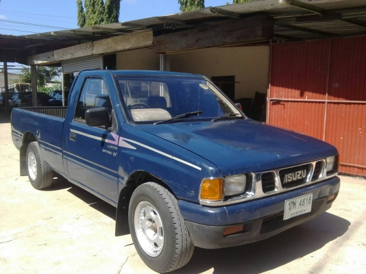 ขายรถ ISUZU สปาร์ค จดทะเบียนปี 38. แคชซีสวย. หน้าตาเดิม  สภาพพร้อมใช้งาน มีล้อแม็คด้วย. ทะเบียนไม่ขาด