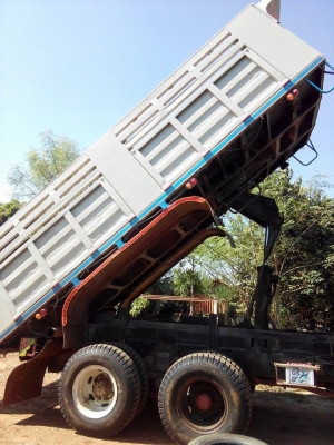 ขาย HINO 3h เครื่องjo8c เทอร์โบ เครื่องดีแชสซีสวย ยางเต็มสิบเส้นทะเบียนพร้อมราคาต่อรองได้