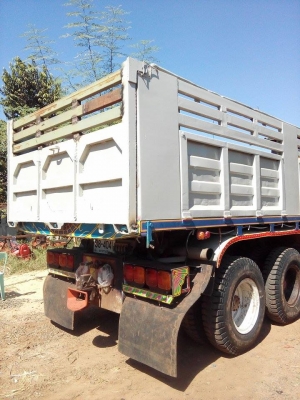 ขาย HINO 3h เครื่องjo8c เทอร์โบ เครื่องดีแชสซีสวย ยางเต็มสิบเส้นทะเบียนพร้อมราคาต่อรองได้