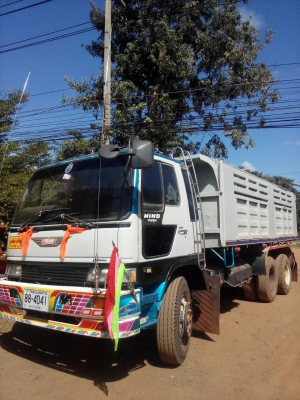 ขาย HINO 3h เครื่องjo8c เทอร์โบ เครื่องดีแชสซีสวย ยางเต็มสิบเส้นทะเบียนพร้อมราคาต่อรองได้