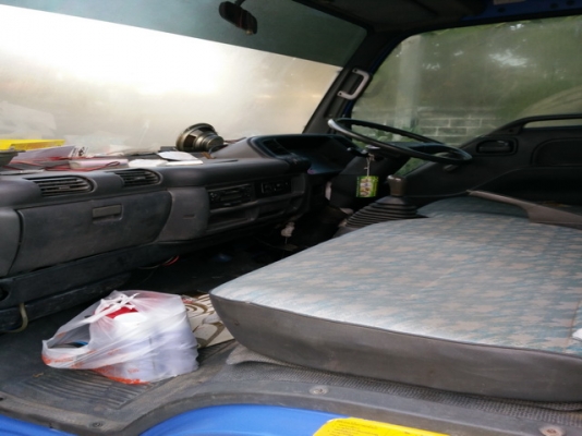 ลดไปเลยสุด ๆ สนใจโทรเลย รถใช้งานประจำ อยากได้ราคาเท่าไหร่ โทรมาคุยเลยค่ะ ต้องการขายรถบรรทุก 4 ล้อกลาง อีซูซุ เครื่อง 2800 เทอร์โบ 100 แรงม้า