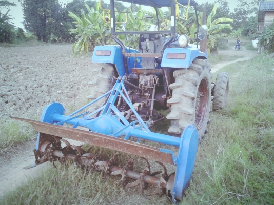 ขายรถไถแชมป์รุ่น CX484 พร้อมโรตารี่ สภาพสวย พร้อมใช้งาน