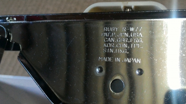 เครื่องลอกจากแบบมาเย็บปักลายด้วยจักรเย็บธรรมดาได้เลย หาลายสวยๆหรือแบบที่ต้องการมาปักเย็บให้สวยได้ตามต้องการ