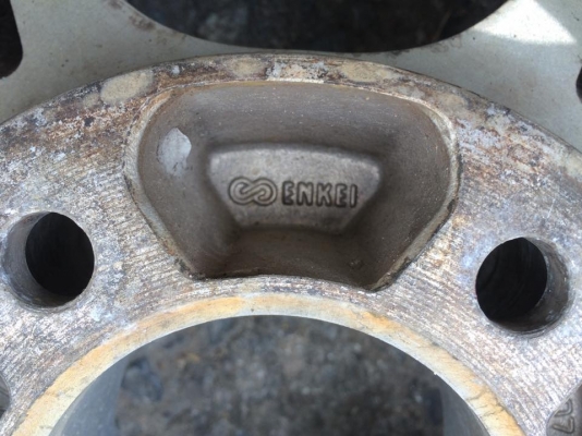 ขายล้อเอนไก แท้ญี่ปุ่น 17x8 5/127 ราคาถูกๆ ขายล้อเอนไก แท้ญี่ปุ่น 17x8 5/127 ราคาถูกๆ