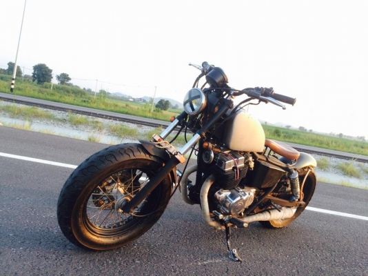 honda rebel250 ทะเบียนแท้ๆ" แต่งcustom ทั้งคัน ทำไปเกินราคาขาย ทะเบียนแท้ ชุดโอนครบ ภาษีไม่ขาดต่อ เลขสวย ตอง666 เครื่องดีไม่ปัญหาอะไร คาบูคู่ ท่อแต่ง ตุ๊กตาแฮนด์แต่ง แฮนด์แต่ง บาลานโช๊คหน้า งานสร้าง บังโคลนหน้า พร้อมขา งานสร้าง แผงคอใหญ่ ล้อหน้า2.75-
