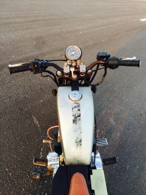 honda rebel250 ทะเบียนแท้ๆ" แต่งcustom ทั้งคัน ทำไปเกินราคาขาย ทะเบียนแท้ ชุดโอนครบ ภาษีไม่ขาดต่อ เลขสวย ตอง666 เครื่องดีไม่ปัญหาอะไร คาบูคู่ ท่อแต่ง ตุ๊กตาแฮนด์แต่ง แฮนด์แต่ง บาลานโช๊คหน้า งานสร้าง บังโคลนหน้า พร้อมขา งานสร้าง แผงคอใหญ่ ล้อหน้า2.75-