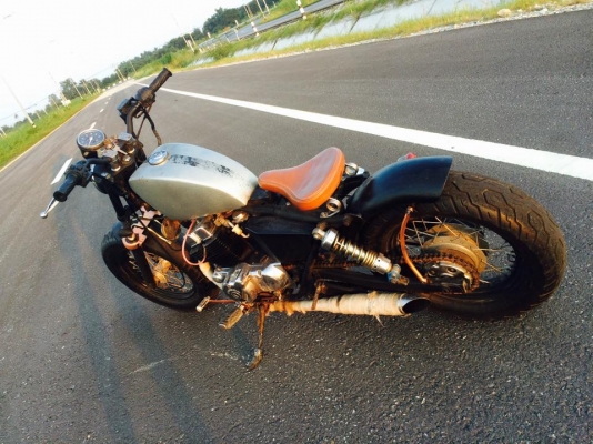 honda rebel250 ทะเบียนแท้ๆ" แต่งcustom ทั้งคัน ทำไปเกินราคาขาย ทะเบียนแท้ ชุดโอนครบ ภาษีไม่ขาดต่อ เลขสวย ตอง666 เครื่องดีไม่ปัญหาอะไร คาบูคู่ ท่อแต่ง ตุ๊กตาแฮนด์แต่ง แฮนด์แต่ง บาลานโช๊คหน้า งานสร้าง บังโคลนหน้า พร้อมขา งานสร้าง แผงคอใหญ่ ล้อหน้า2.75-