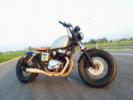 honda rebel250 ทะเบียนแท้ๆ" แต่งcustom ทั้งคัน ทำไปเกินราคาขาย ทะเบียนแท้ ชุดโอนครบ ภาษีไม่ขาดต่อ เลขสวย ตอง666 เครื่องดีไม่ปัญหาอะไร คาบูคู่ ท่อแต่ง ตุ๊กตาแฮนด์แต่ง แฮนด์แต่ง บาลานโช๊คหน้า งานสร้าง บังโคลนหน้า พร้อมขา งานสร้าง แผงคอใหญ่ ล้อหน้า2.75-