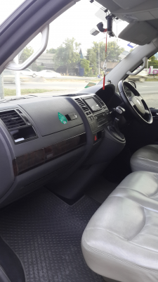 ขาย รถตู้โฟล์ค คาราเวล ปี 2553 เครื่องเบนซิน สภาพดี รถบ้านเจ้าของขายเอง สนใจติดต่อได้ที่ 084-1441428 , 081-5715326