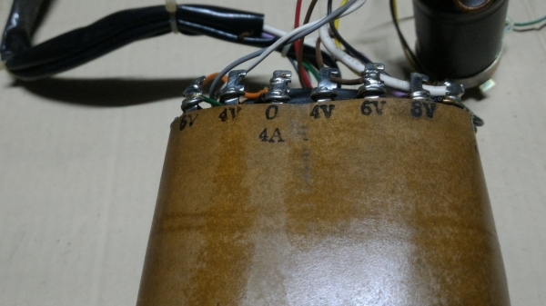 หม้อแปลงไฟ จากแบบตรถ 12 V. ให้เป็นไฟ AC 100 V. ได้ ขนาด 4 A.