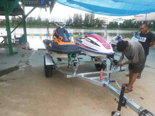 รับต่อเทเลอร์เรือและเจ็ทสกี