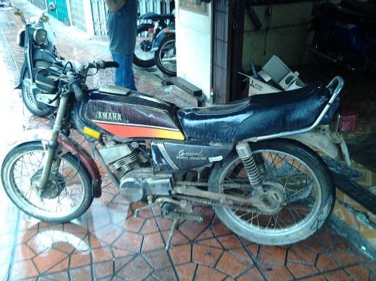 ขายยามาฮ่าrxk135มีทะเบียนโอนของครบสนใจติดต่อสรกฤช-098-5651219