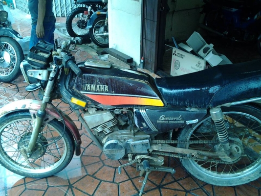 ขายยามาฮ่าrxk135มีทะเบียนโอนของครบสนใจติดต่อสรกฤช-098-5651219