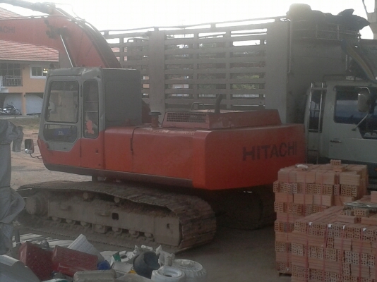 แบคโฮ Hitachi รุ่น EX200 - 1 ราคา 580,000 บาท นราธิวาส ==&gt; สุไหง โกลก ==&gt; หลุดจอง ==&gt; เพิ่ม
