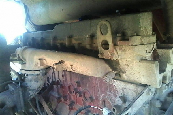 ขายรถเกี่ยวข้าว บางไทร รุ่นสิงคะนองนา เครื่องอีซูซุ230โบว์ อุ้มปรับระดับขวา โซ่D2 ตัวเดิน12นอก มอเตอร์ตัวเดิน23 ปั้มพ์ไดกิ้นส์เบอร์23 ตัวเดินสป๊อ-กเก็ต27นิ้ว ล้อนำ18นิ้ว โซ่47ข้อ  สภาพพร้อมลุยเกี่ยว