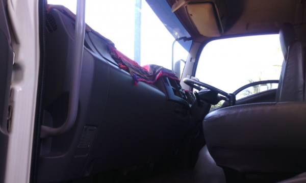 FVZ34 300  สิบล้อ 2 เพลาดัมพ์ กระบะ สามมิตร ปี54