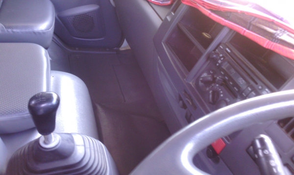 FVZ34 300  สิบล้อ 2 เพลาดัมพ์ กระบะ สามมิตร ปี54