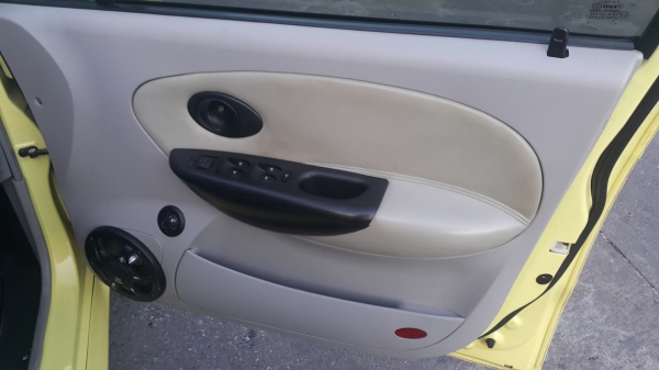 ขายเชอร์รี่คิว ปี 2011 เกียร์ออโต้ พวงมาลัยเพาเวอร์ แอร์เย็น เครื่องเสียงชุดใหญ่ 98,000 บาท ติดต่อ คุณเอ๋ 092-6356419