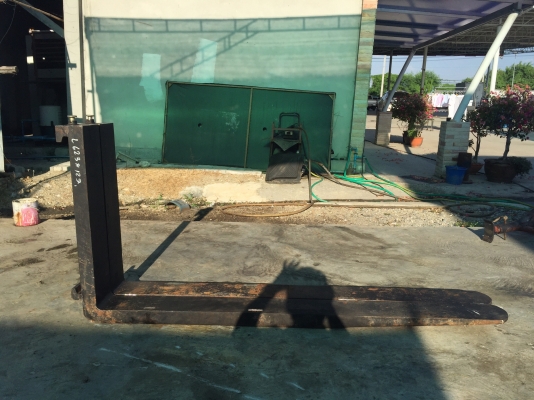 ขายรถบรรทุกยันม่ายกดัมได้มือสองญี่ปุ่นสภาพดีพร้อมใช้งานมีงา4ตันขาย