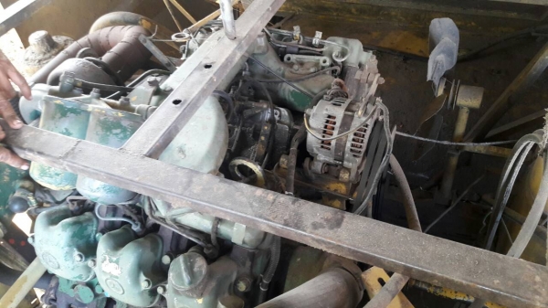 ซื้อมา1600000  ขาย 870000 ต้องการใช้เงิน รถเกียวข้าวโพด NEW HOLLAND