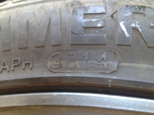 ขายล้อแม้กขอบ 18 5 รู 114 พร้อมยาง 235 40 18 ปี 14