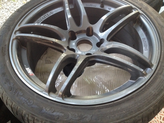 ขายล้อแม้กขอบ 18 5 รู 114 พร้อมยาง 235 40 18 ปี 14